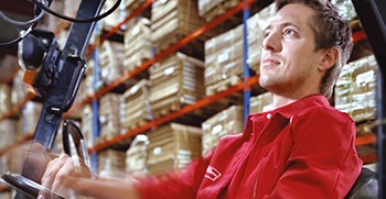 GreenWarehouse  - kest&auml;v&auml; ja joustava valaistusj&auml;rjestelm&auml;