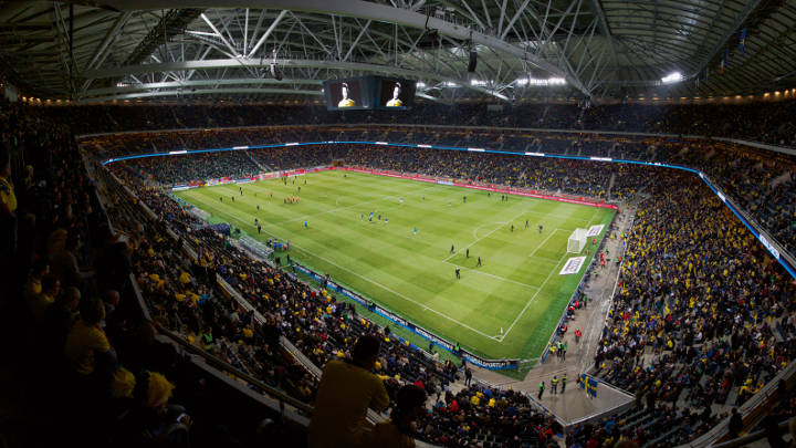 Friends Arena -stadion on valaistu tehokkaasti Philipsin urheilukenttävalaistuksen avulla