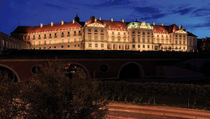 Philips lighting turns Royal Palace at Poland into an iconic landmark 