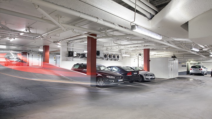 Philips Lightingin GreenParking: optimoi pysäköintihallin valaistus ajoneuvoille sopivaksi läsnäolon tunnistuksen ja alueellisen himmennyksen avulla