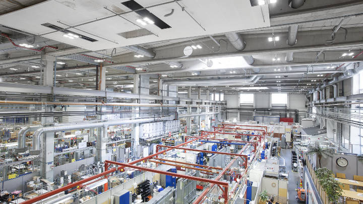 GentleSpace -syväsäteilijöiden ja KNX-ohjauksen tuloksena energiatehokas valaistus