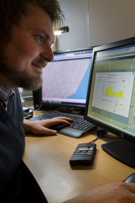 Norjan kunnilla ja kaupungeilla on suuri tarve uudistaa katuvalaistustaan, koska energia- ja ympäristövaatimukset ovat tiukentuneet. Vanhat asennukset vaativat paljon huoltoa niin valaisimien kuin kaapeleidenkin osalta. Tämän vuoksi Kristiansundissa onkin alettu uudistaa valaistusta Philipsin CityTouch LED –järjestelmällä ja jo nyt on saavutettu huomattavia etuja.