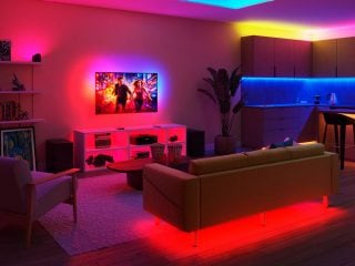 huone, jossa Philips Smart Lighting -tuotteet luovat sopivan tunnelman